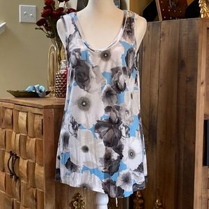 Simply Vera Wang tank floral print size large
